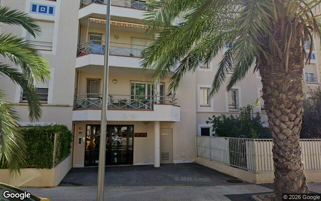 Façade : 1062 avenue Jean Moulin, Hyères