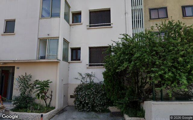 Façade : 230 rue Amiral Nomy, Toulon