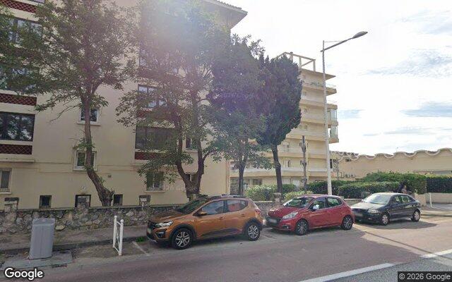 Façade : 555 avenue Aristide Briand, Toulon