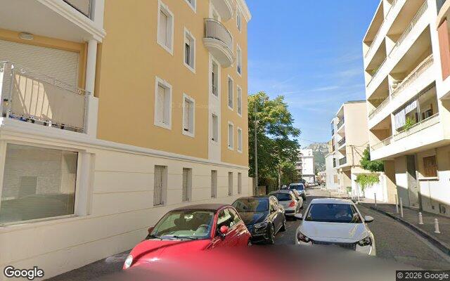 Façade : 4 rue Docteur Perrimond, Toulon